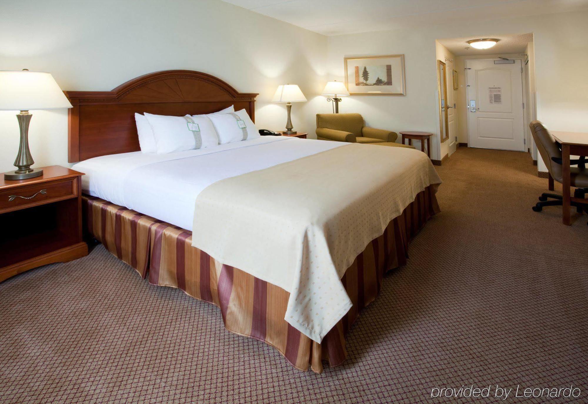 Holiday Inn Raleigh Durham Airport By Ihg Морисвил Стая снимка